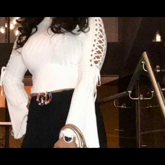 White bell sleeve crop top - Picture 1 of 2